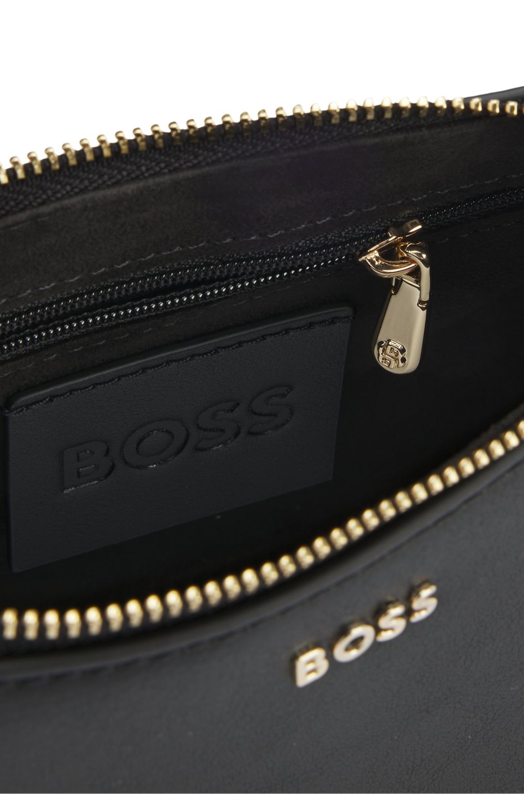 Crossbody kabelka s přívěskem s monogramem Double B