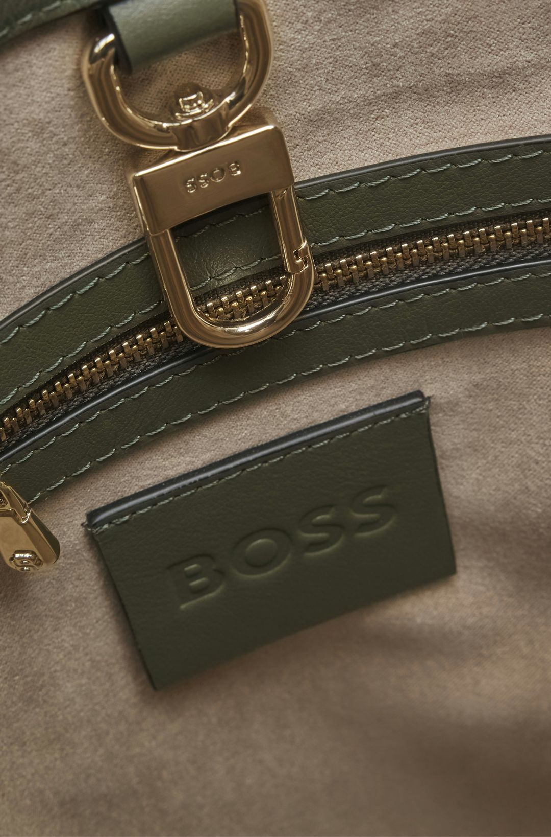 Semišová kabelka BOSS Revers s pleteným páskem - Dark Green