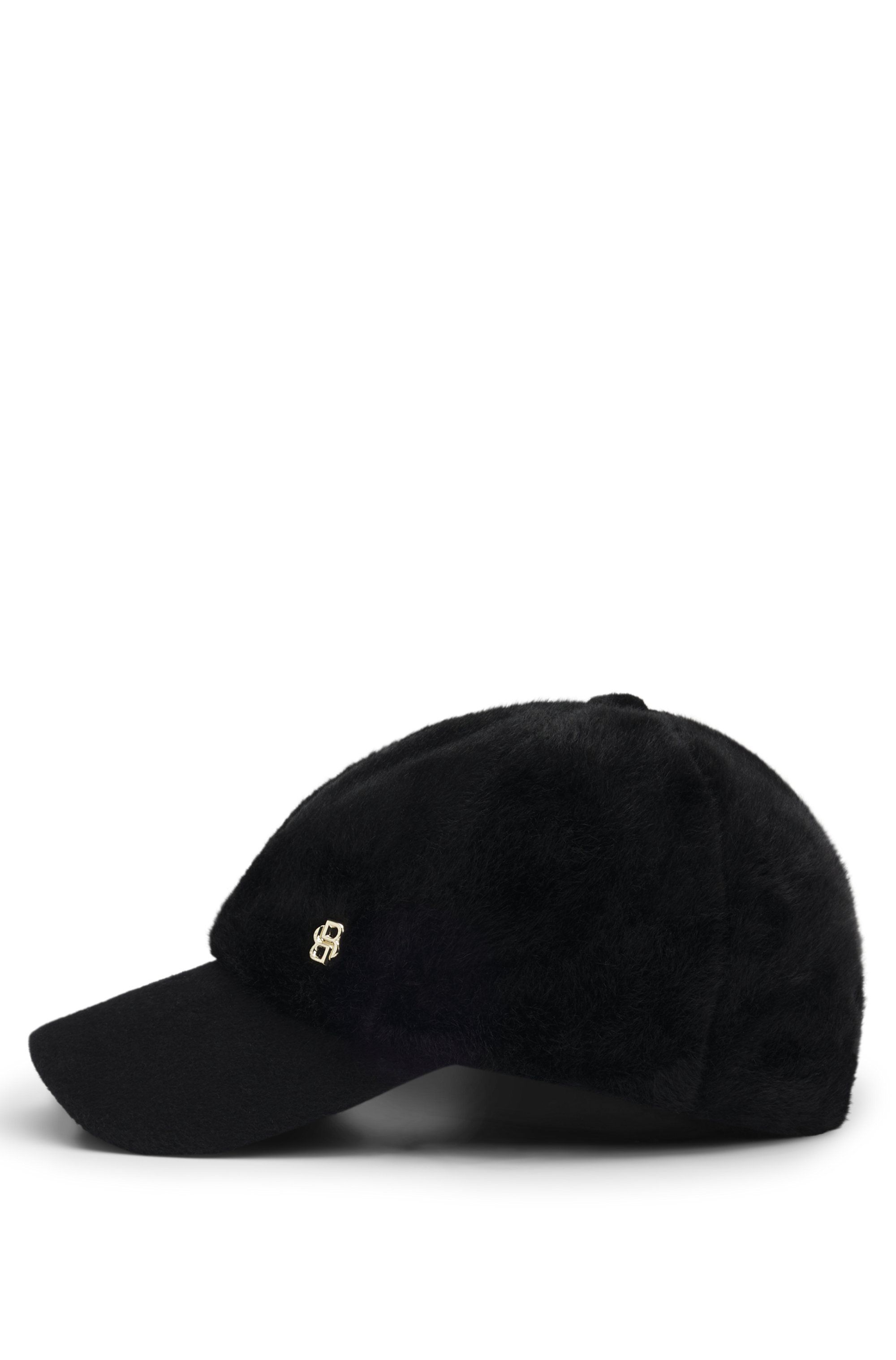 Čepice s kšiltem pro stylový a hřejivý vzhled - Black