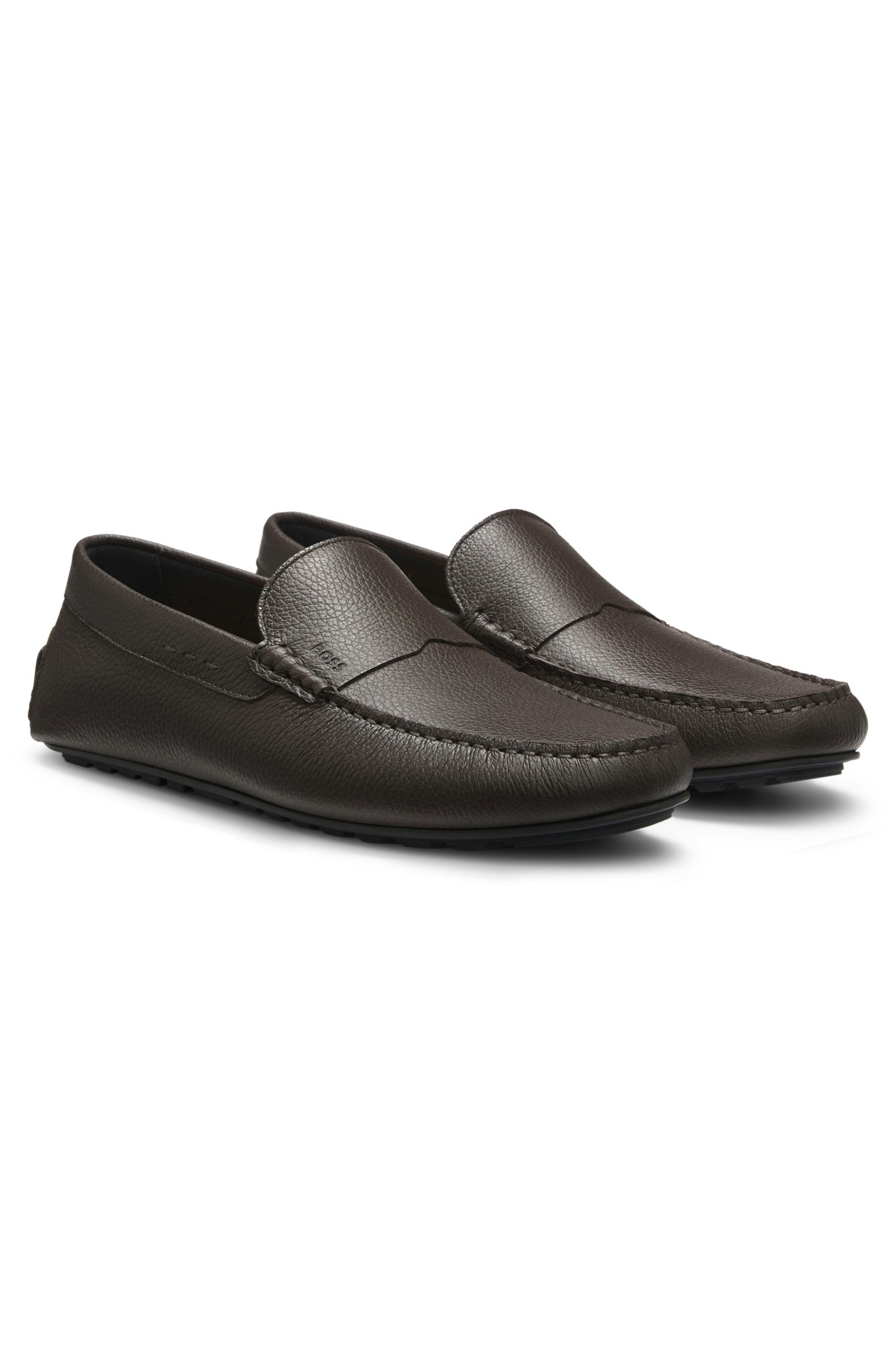 Pánské mokasíny z tumbované kůže s řidičskou podrážkou - Dark Brown